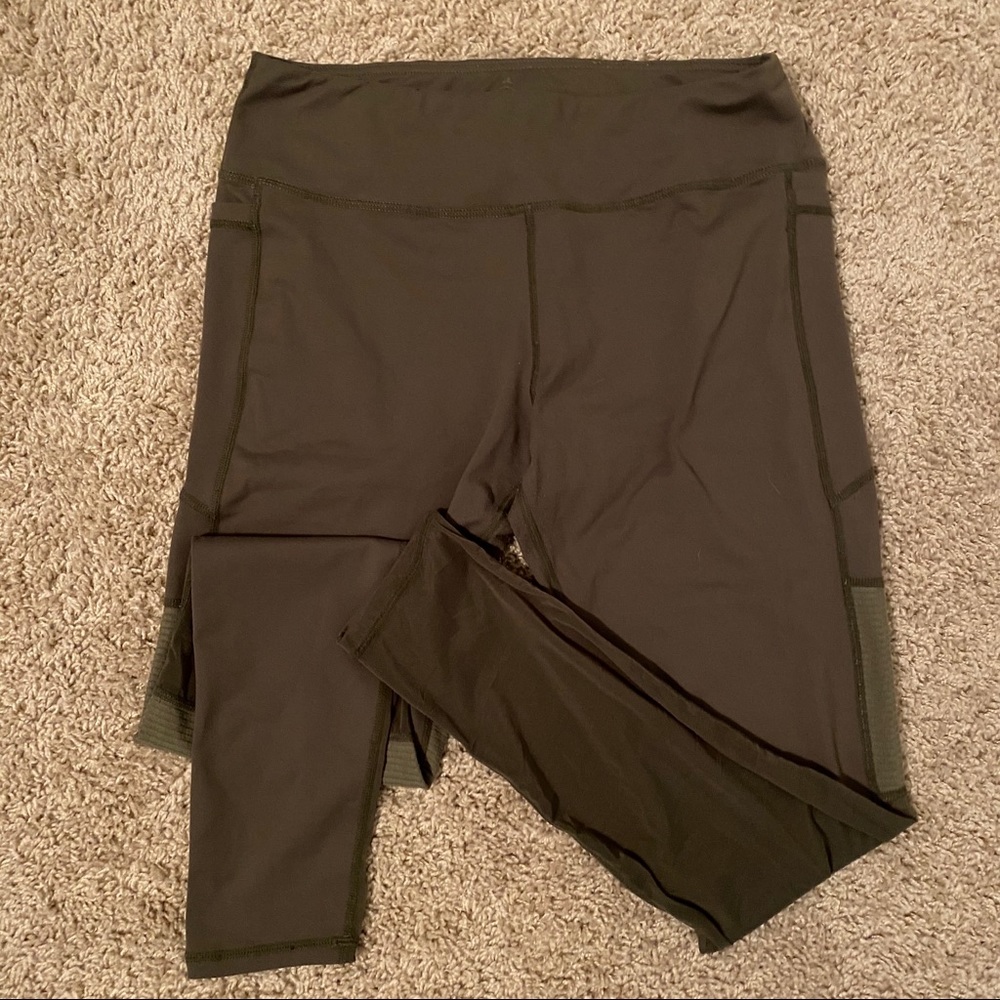 Workout pants